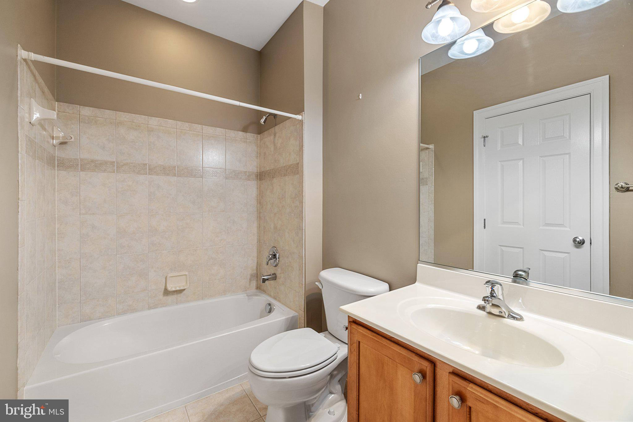 HEATHER KNOLLS - Residential