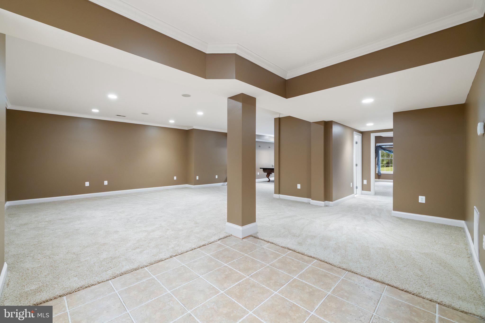 HEATHER KNOLLS - Residential