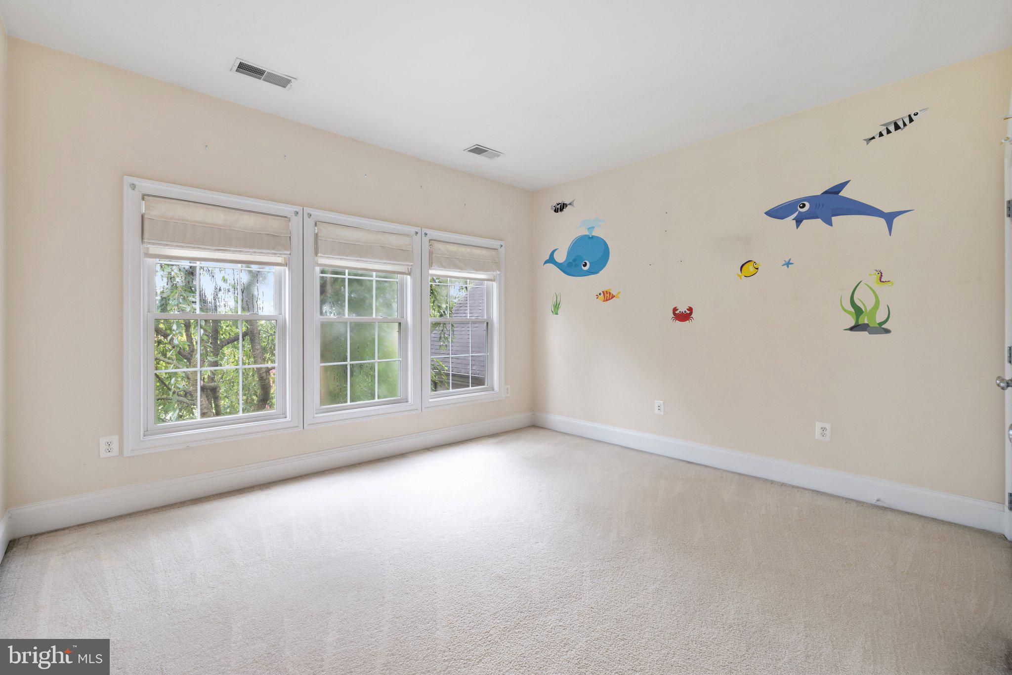 HEATHER KNOLLS - Residential