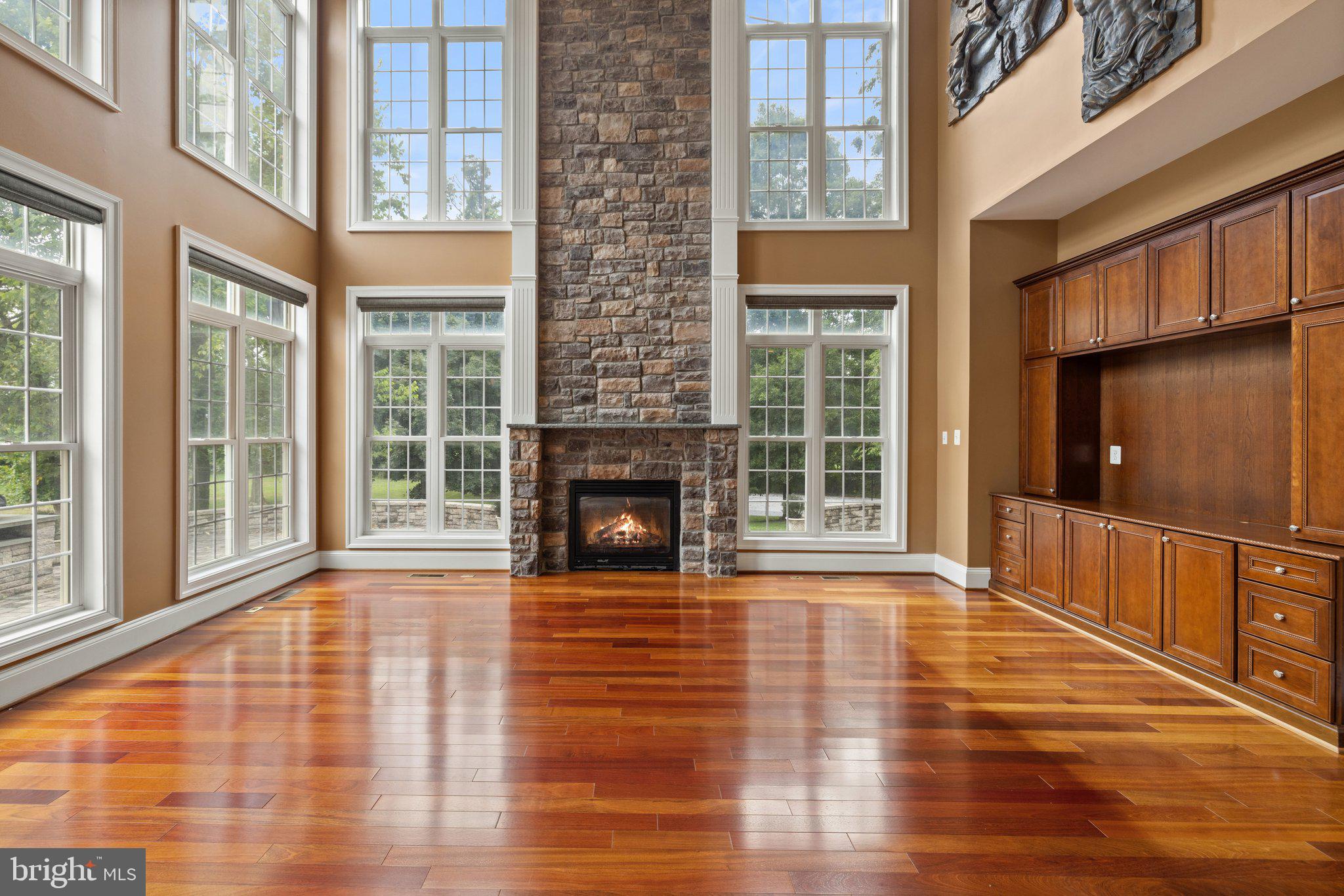 HEATHER KNOLLS - Residential