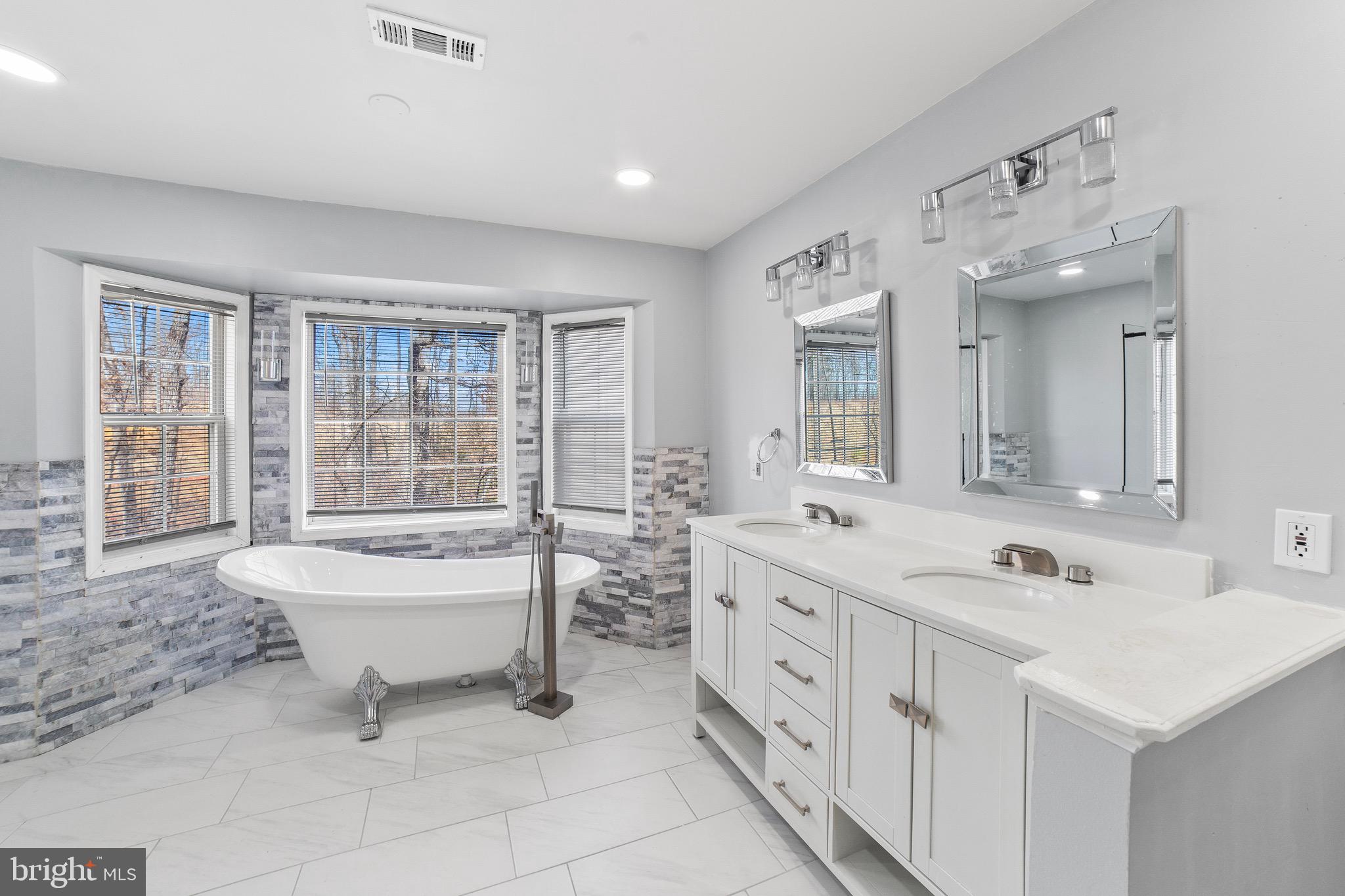 PARK RIDGE - Residential