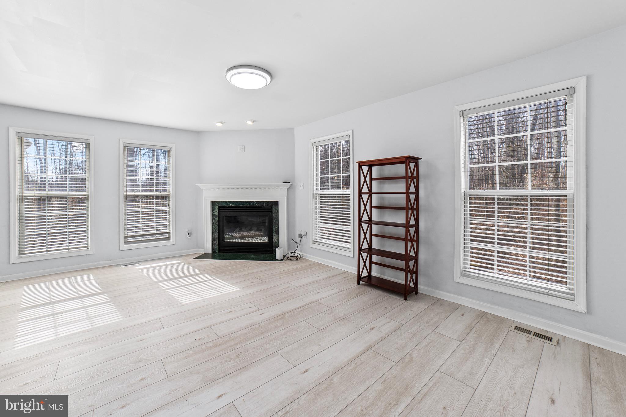 PARK RIDGE - Residential