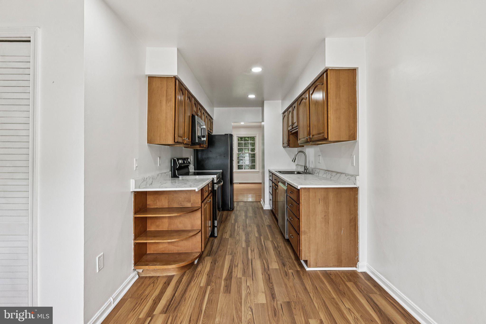 OLD MILL COMMUNITY - Residential