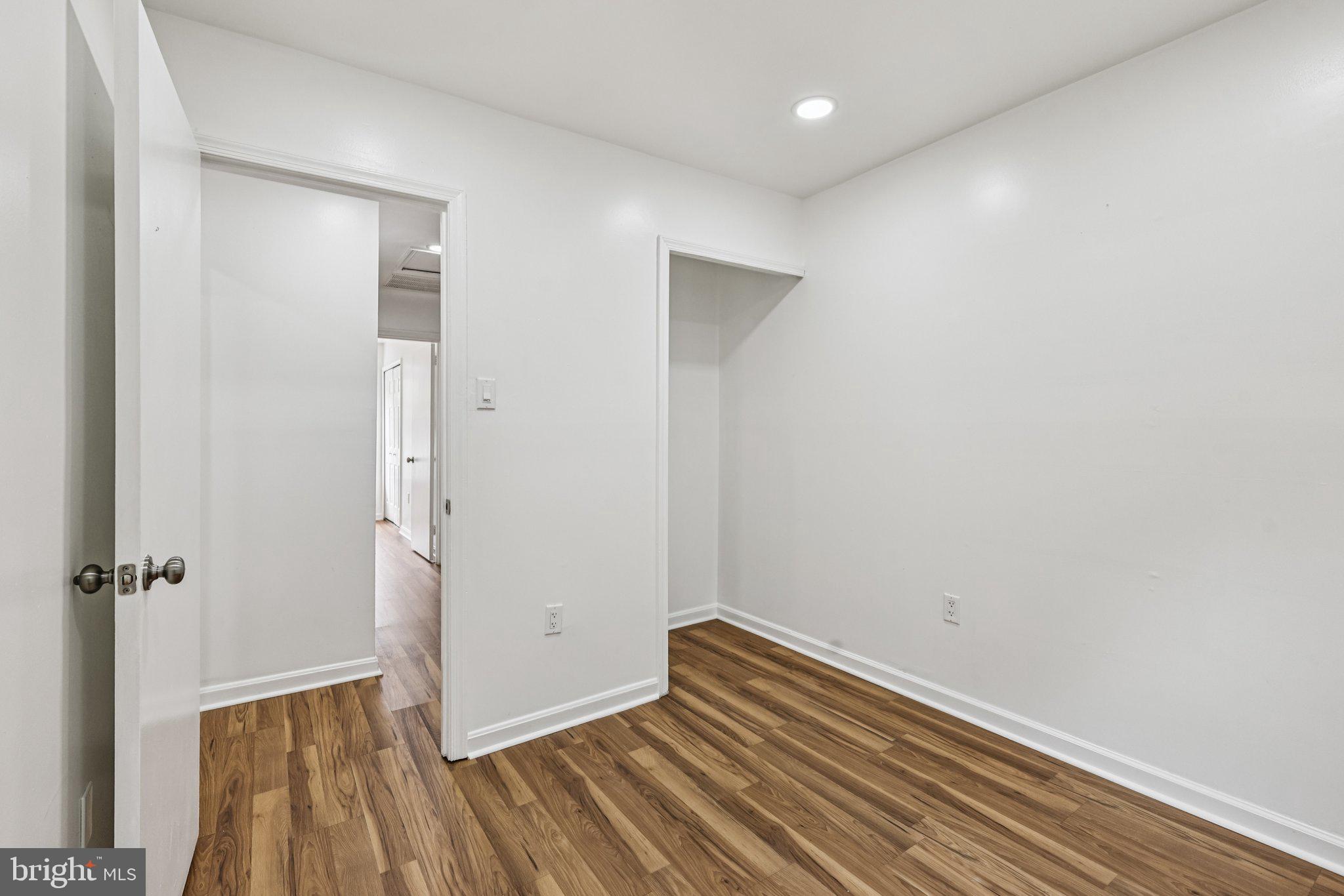 OLD MILL COMMUNITY - Residential