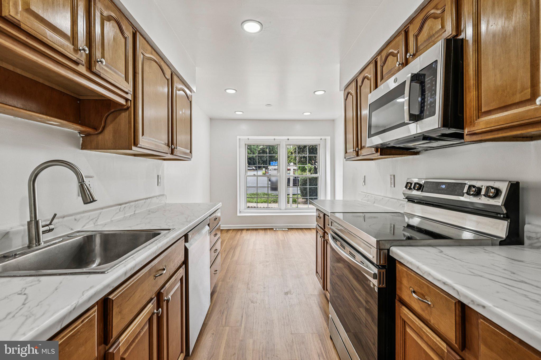 OLD MILL COMMUNITY - Residential