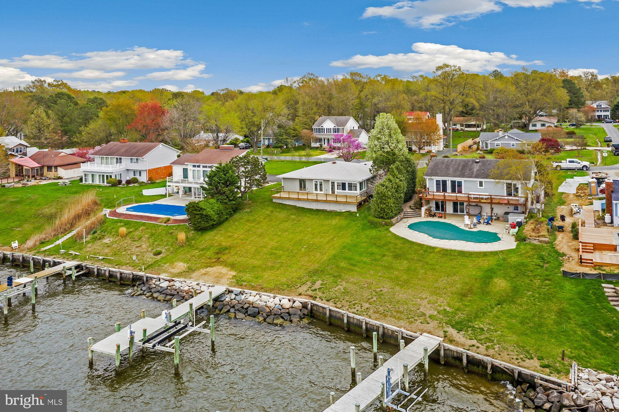 BAY CITY - Residential