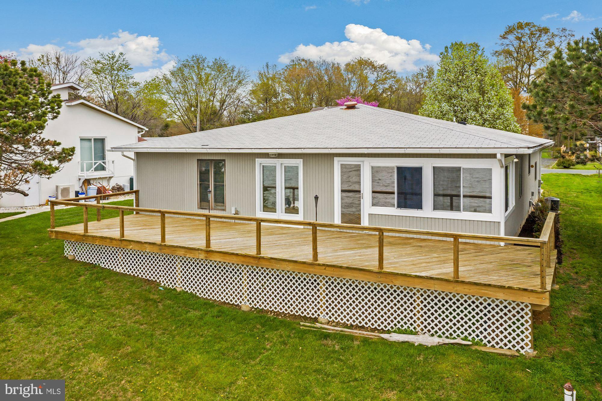 BAY CITY - Residential