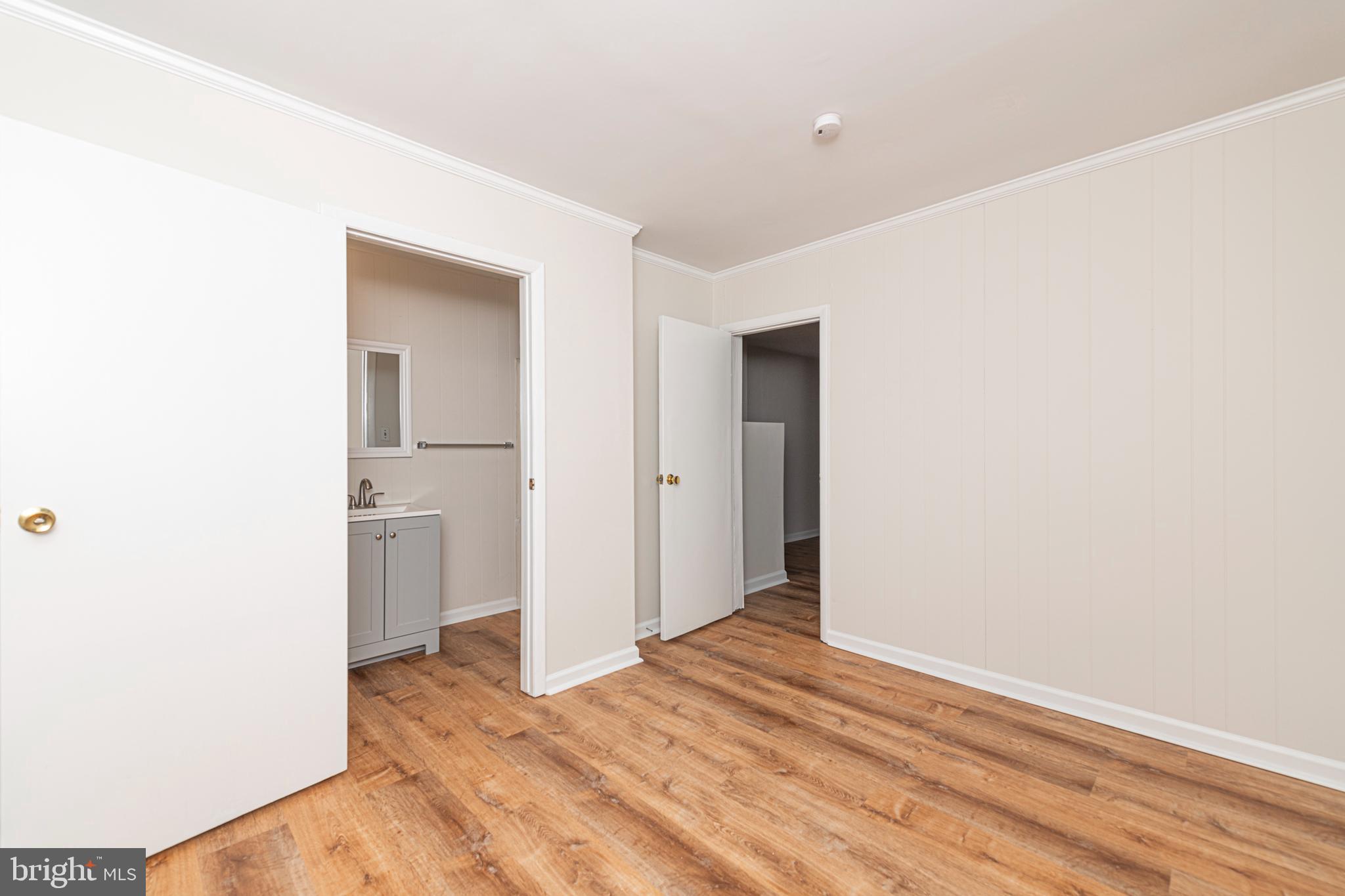 ASTON MILLS - Residential