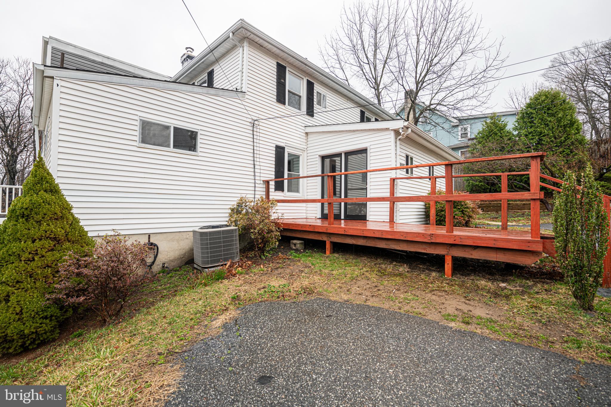 ASTON MILLS - Residential