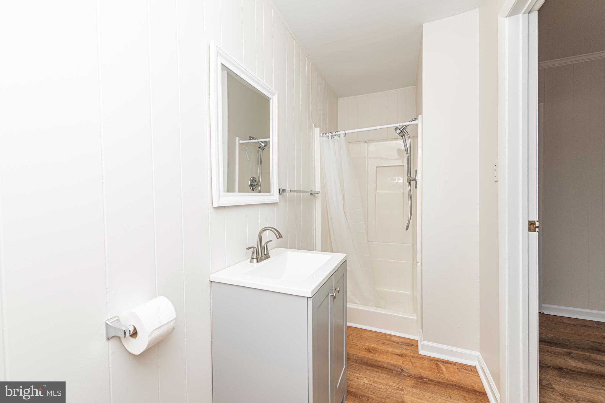 ASTON MILLS - Residential