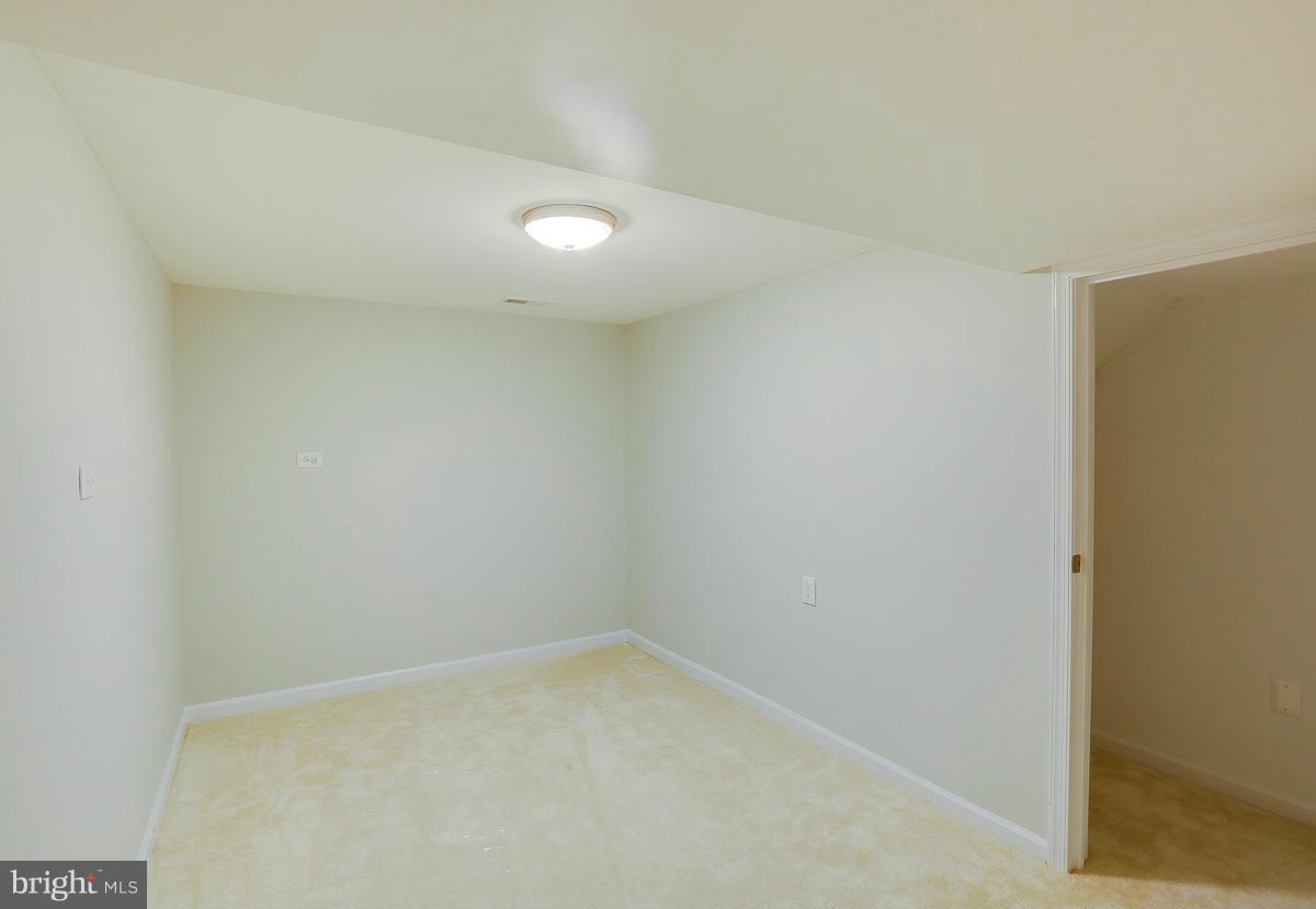 ROSEDALE GARDENS - Residential