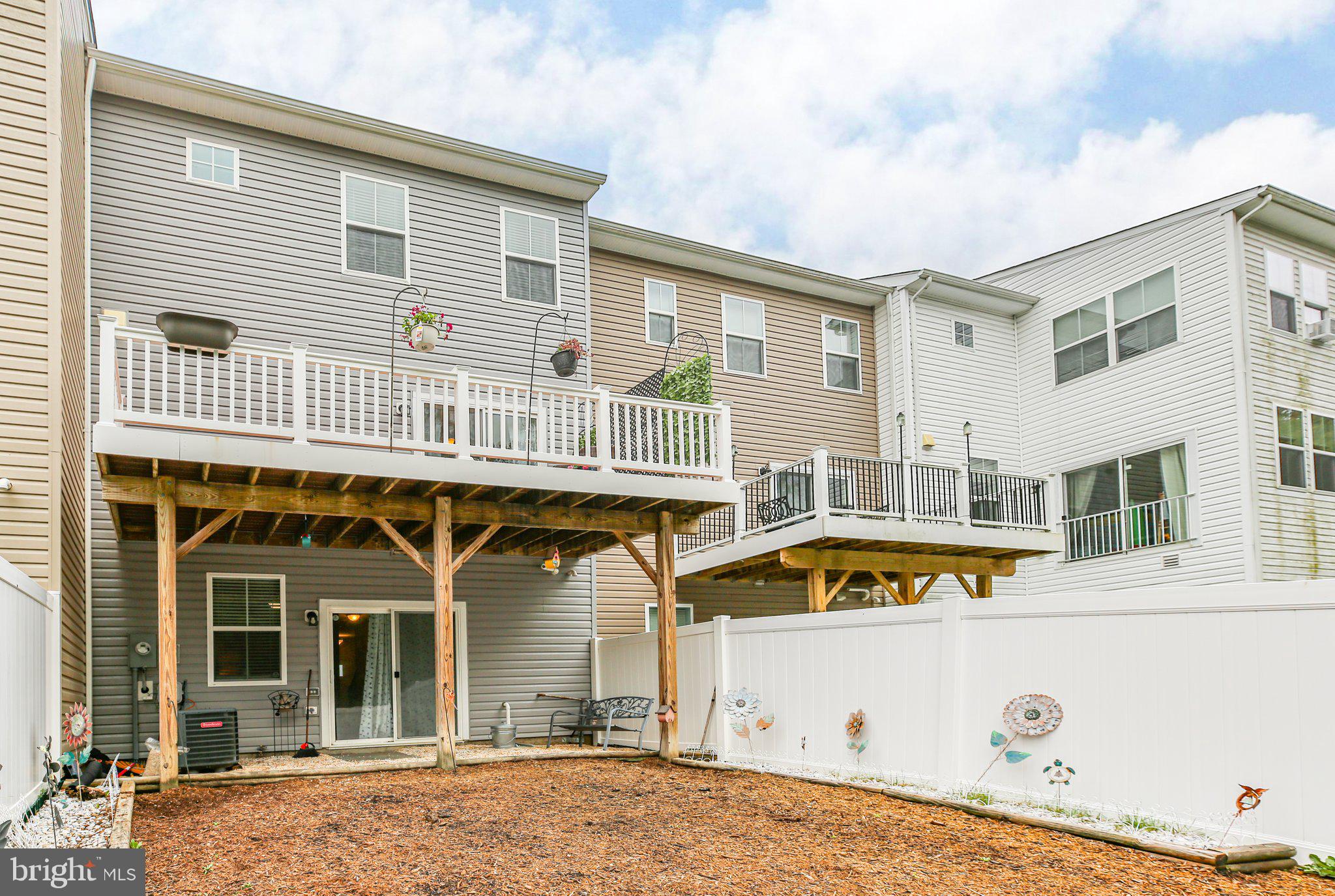 SUMMERFIELD - Residential