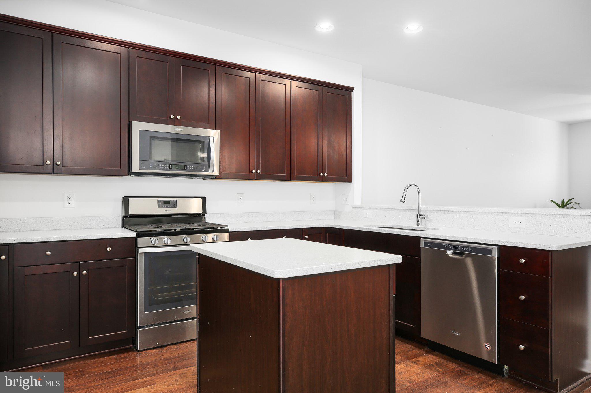 SUMMERFIELD - Residential