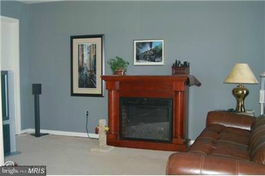 DALE CITY - Residential Lease