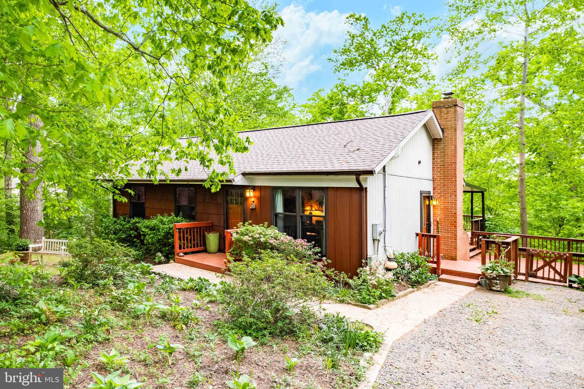 10924 RAVENWOOD DRIVE