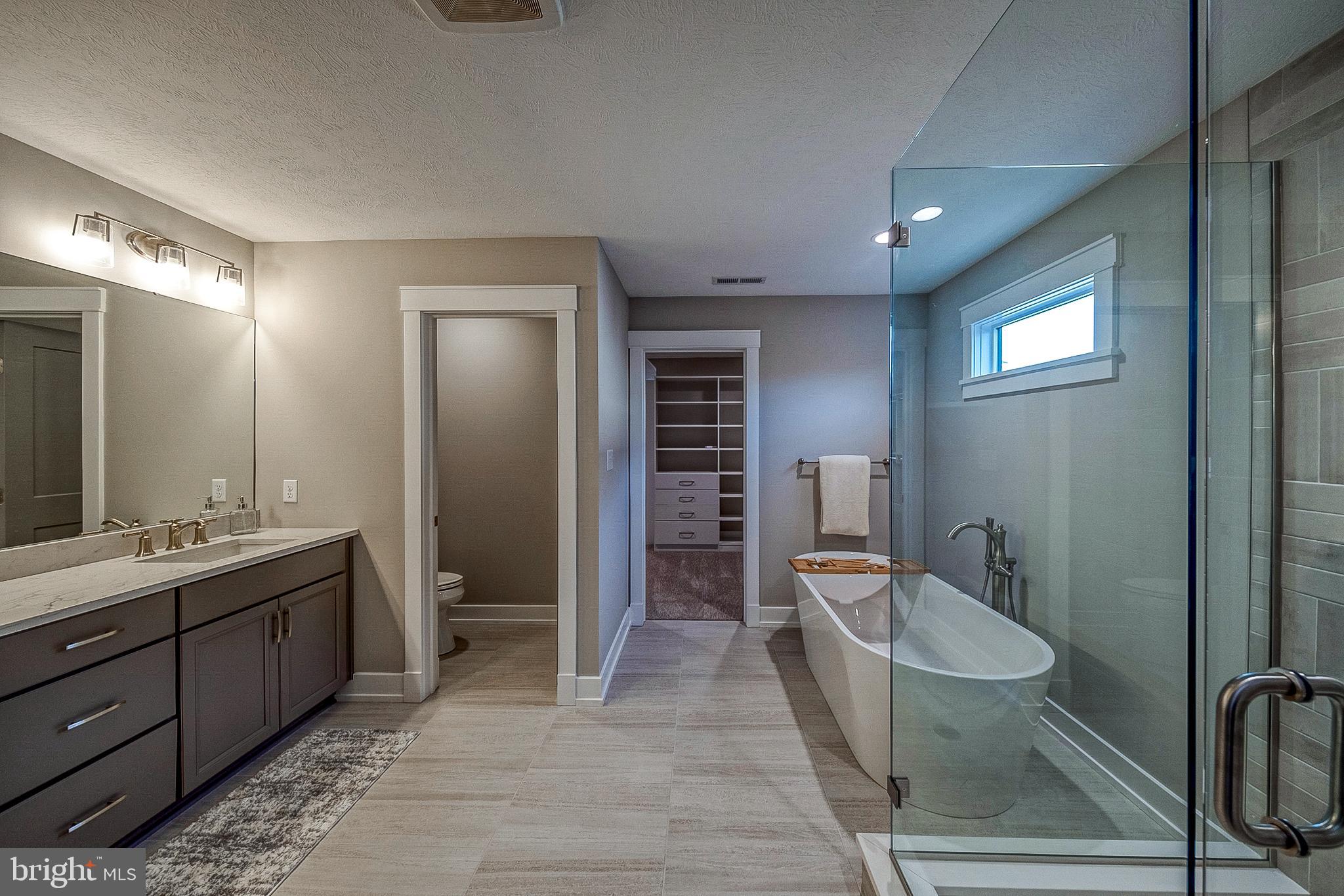 BRIARWOOD - Residential