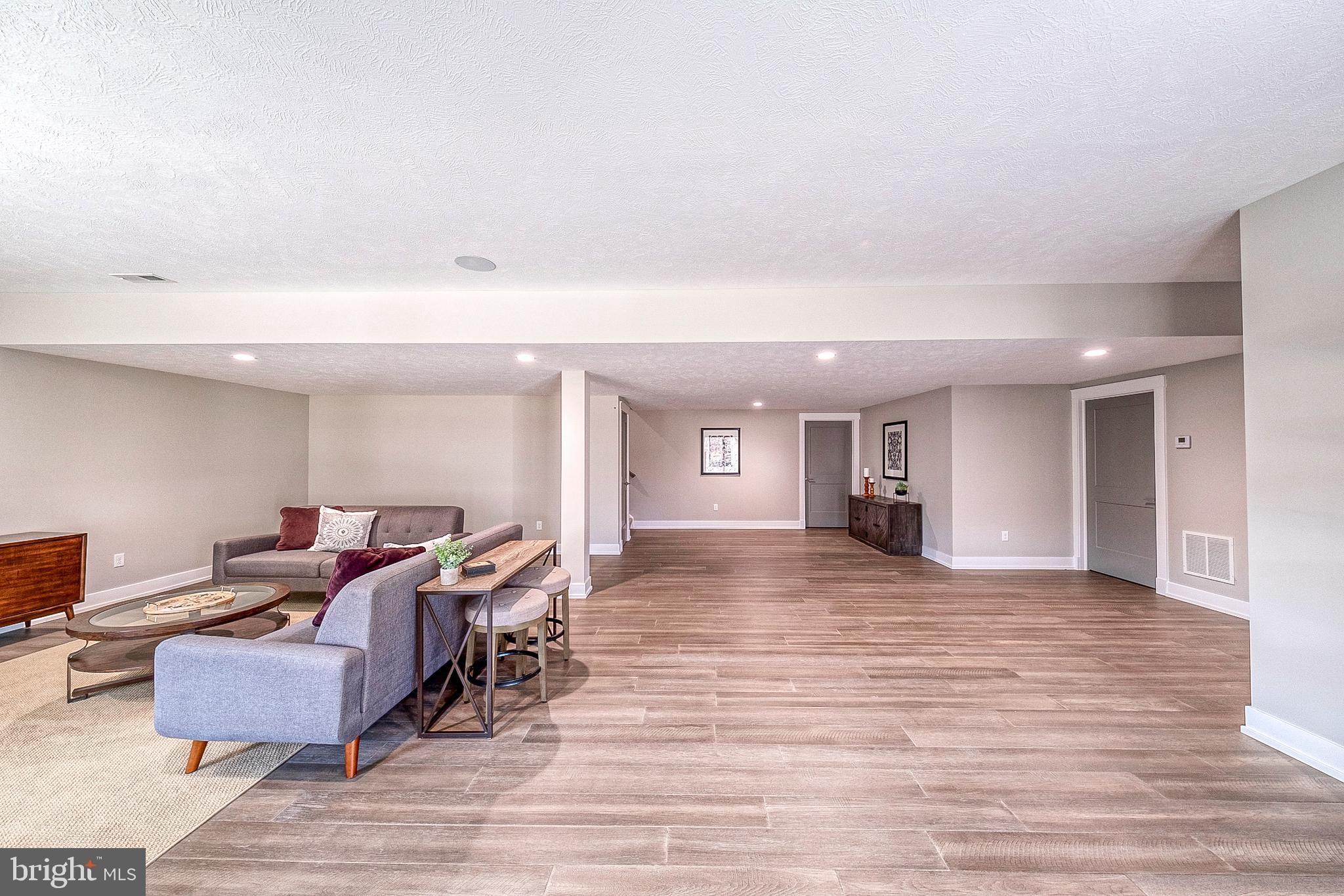 BRIARWOOD - Residential