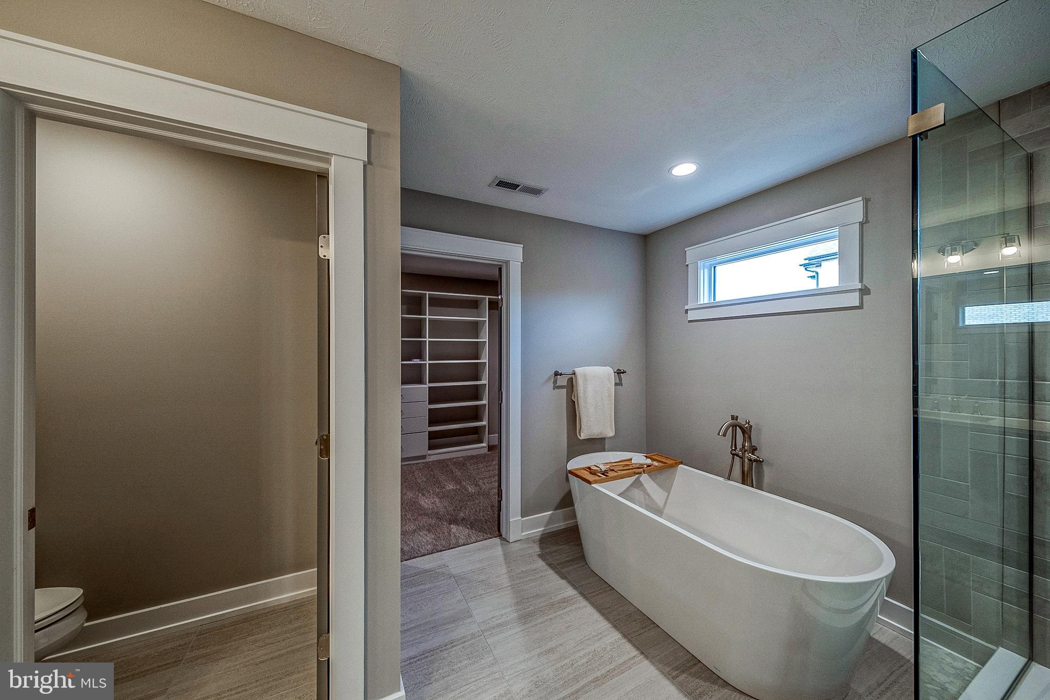 BRIARWOOD - Residential