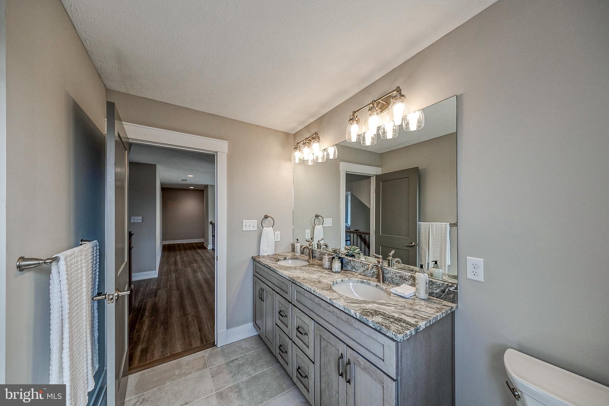 BRIARWOOD - Residential