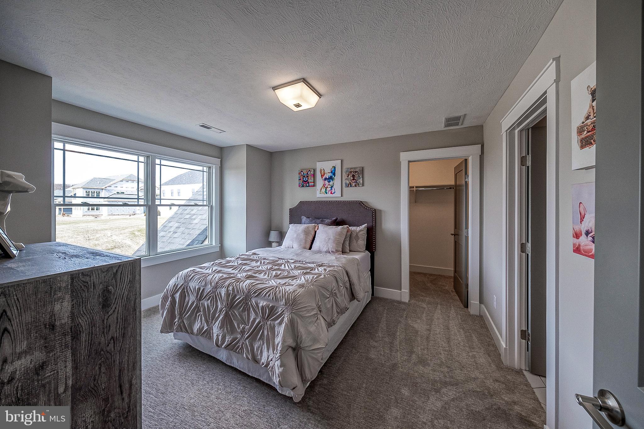 BRIARWOOD - Residential