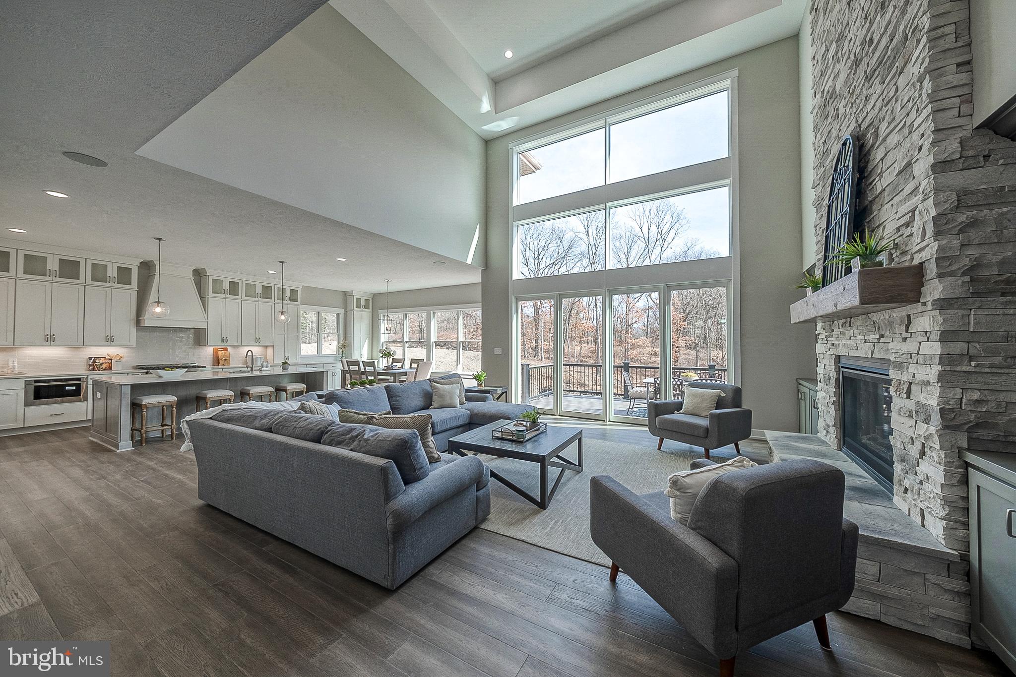 BRIARWOOD - Residential