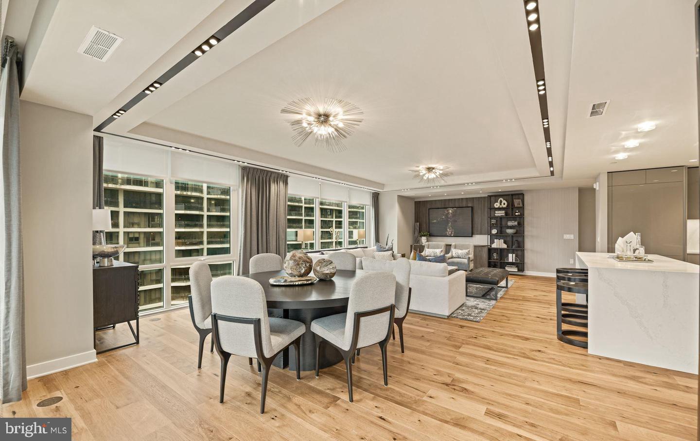 ROSSLYN - Residential