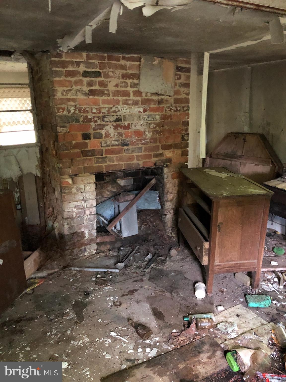 1064 HUNTERS LODGE ROAD