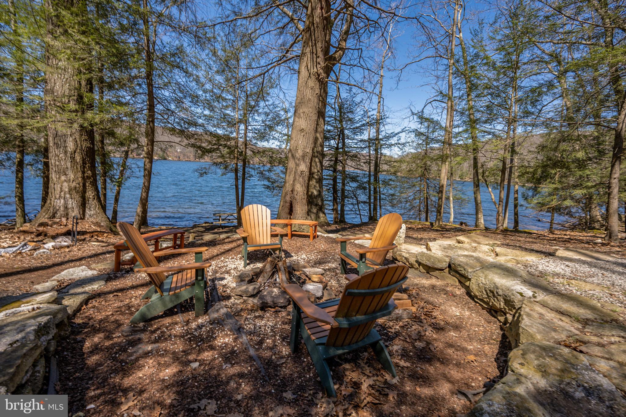 EDGEWATER - Residential