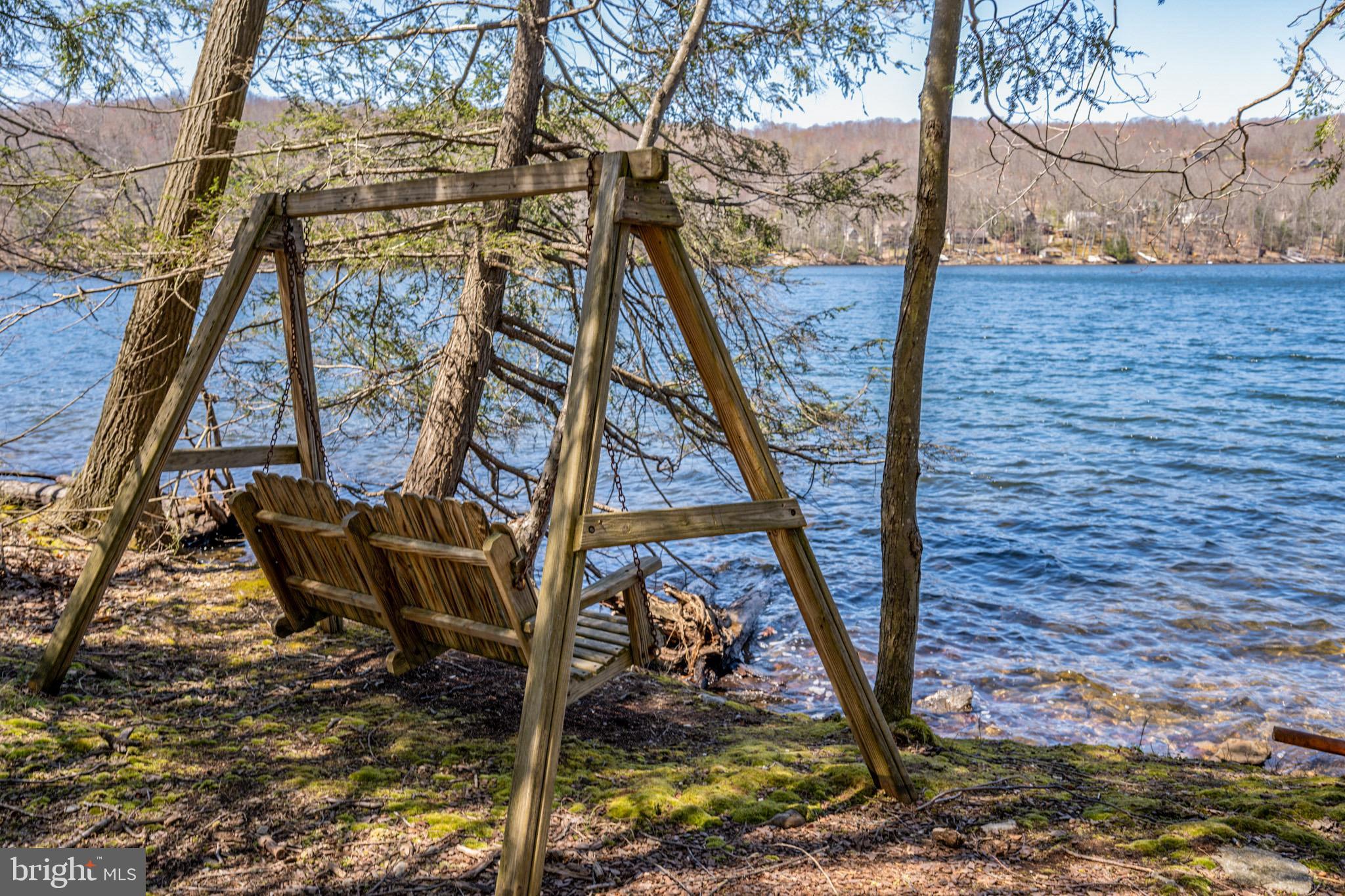 EDGEWATER - Residential