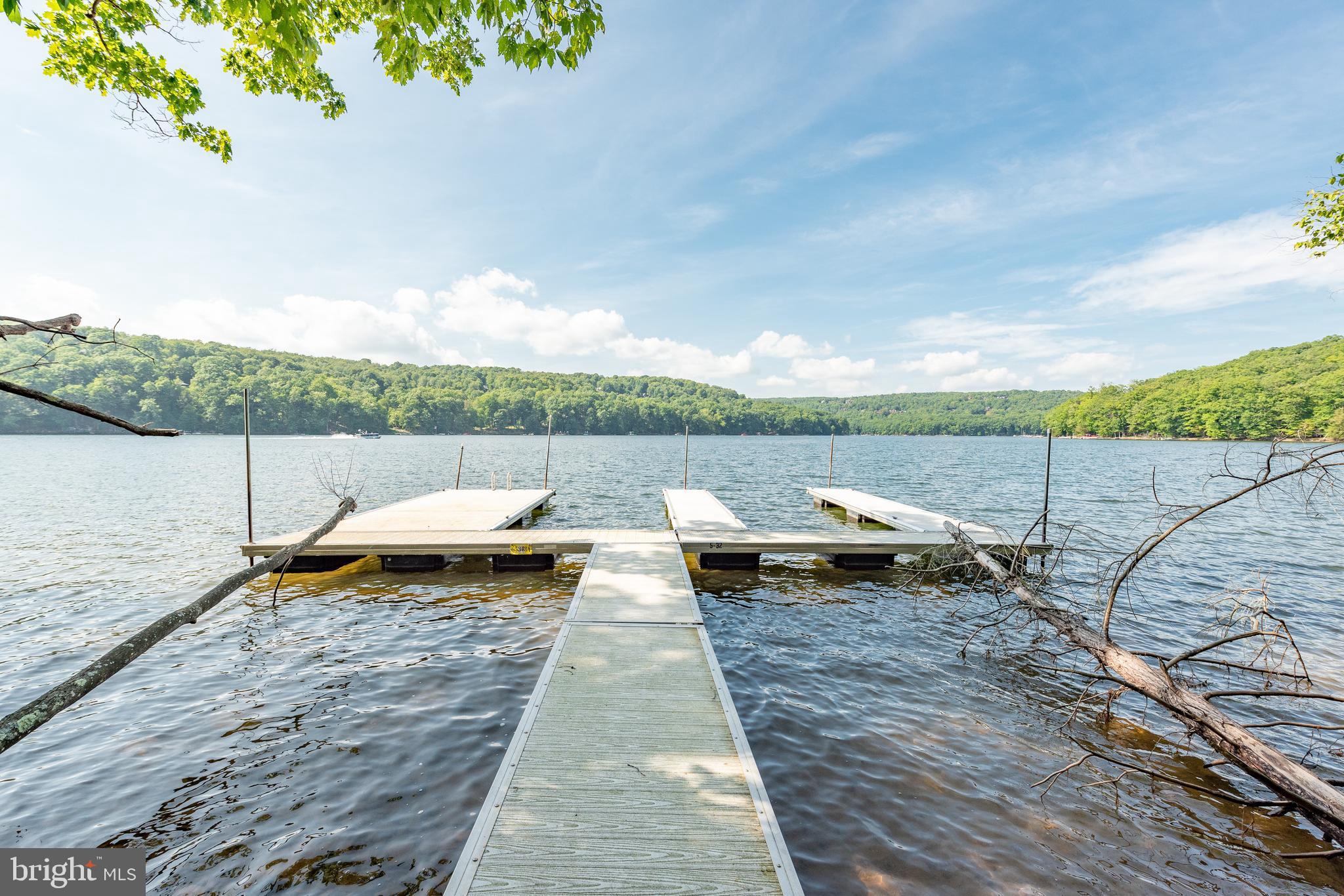 EDGEWATER - Residential