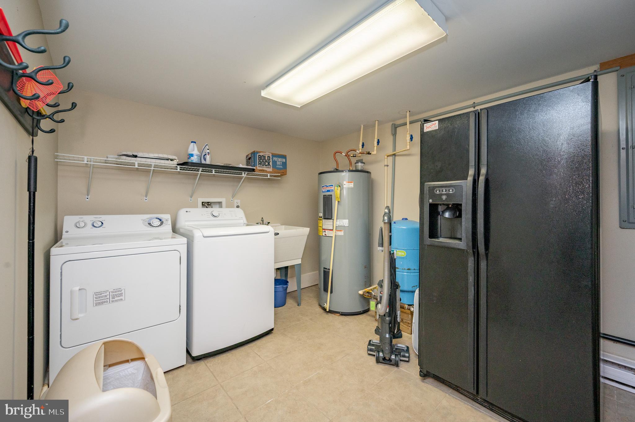 EDGEWATER - Residential