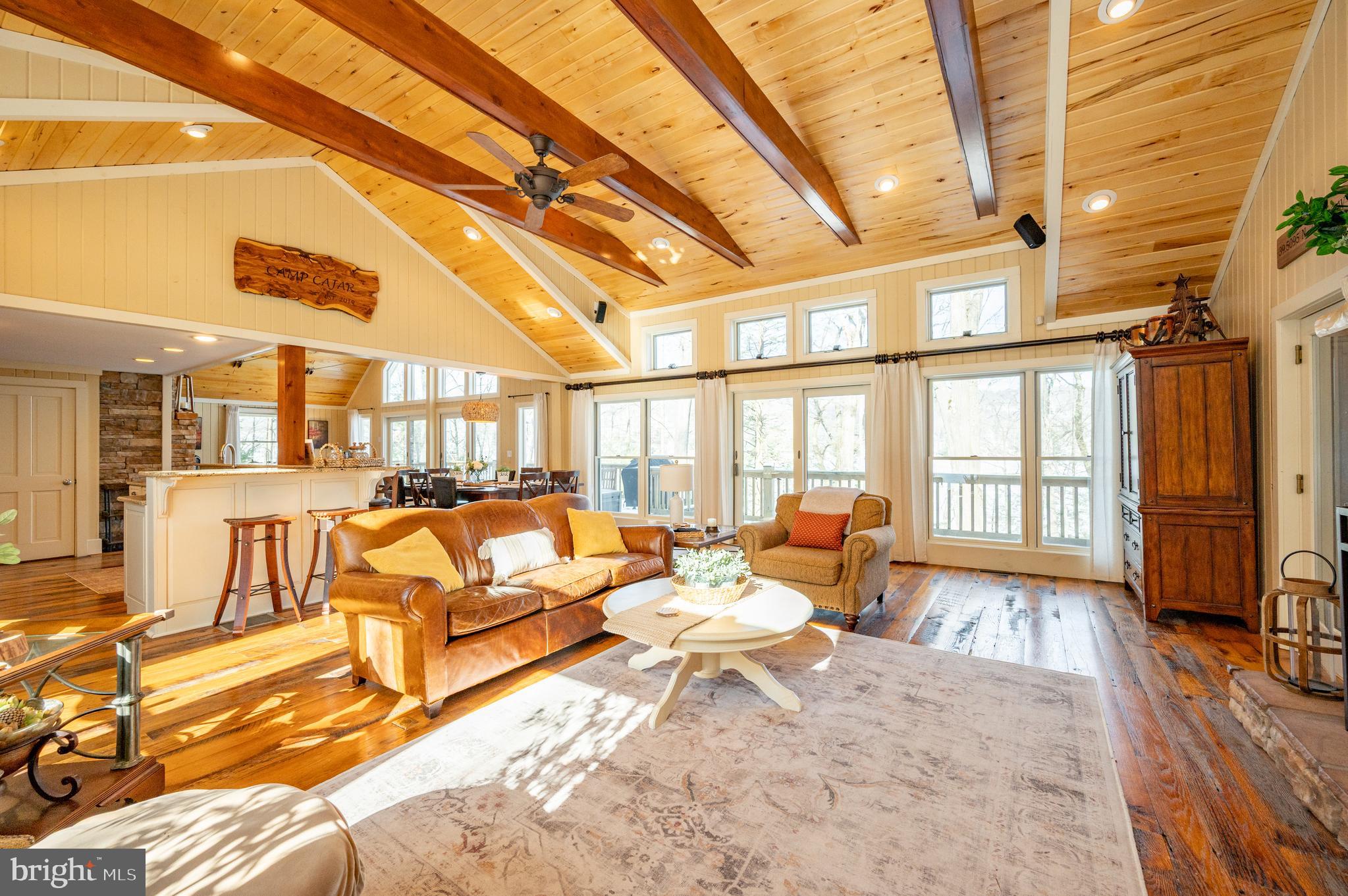 EDGEWATER - Residential