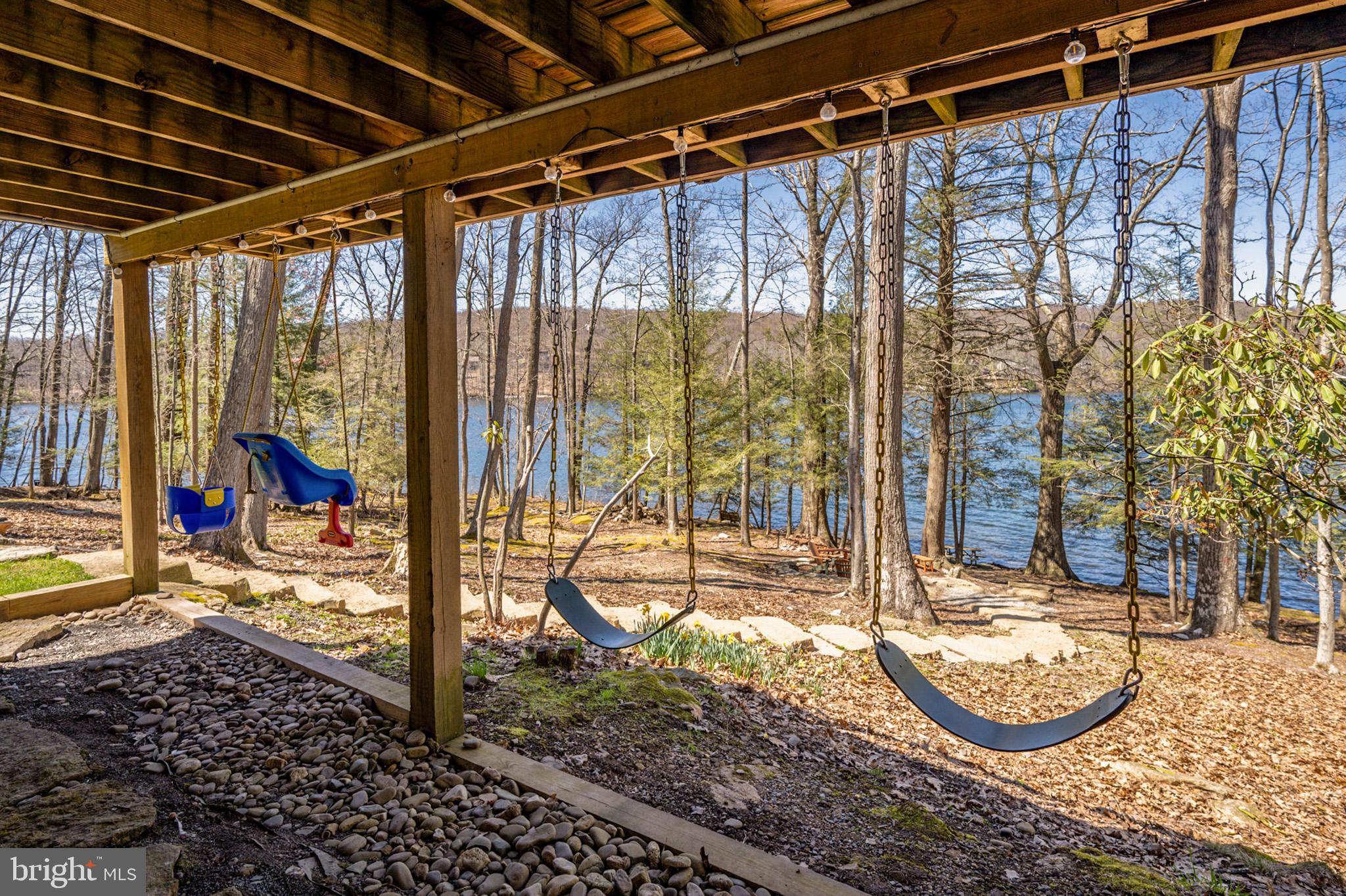 EDGEWATER - Residential