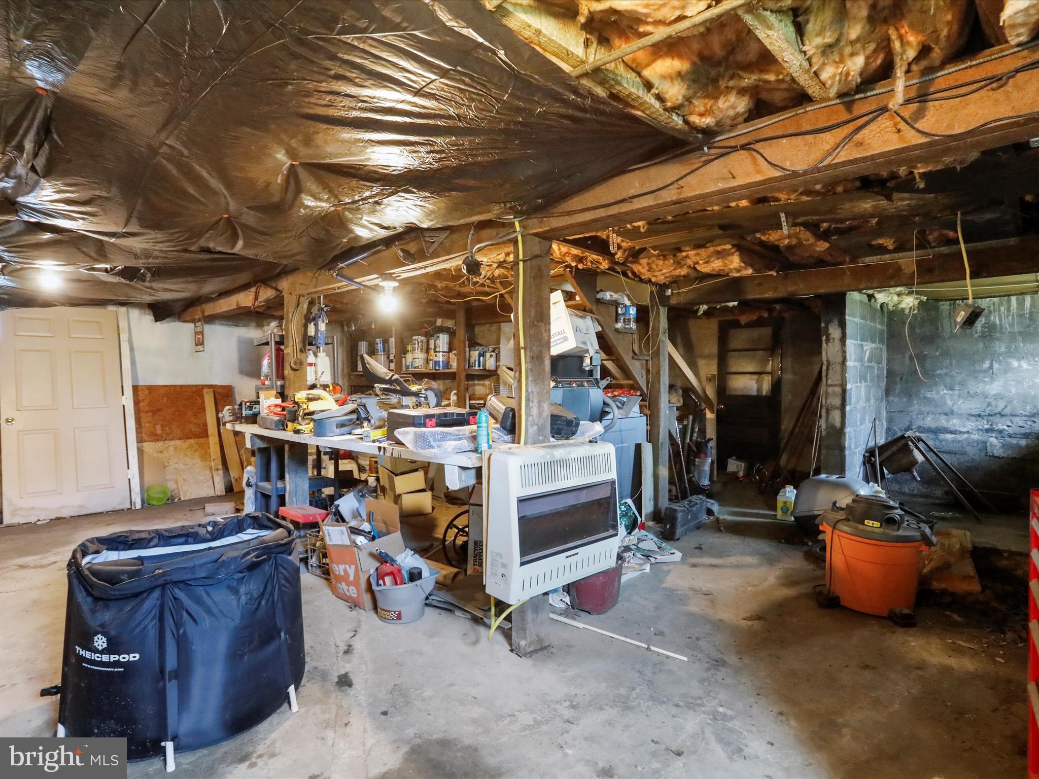 TOWN OF ROMNEY - Residential