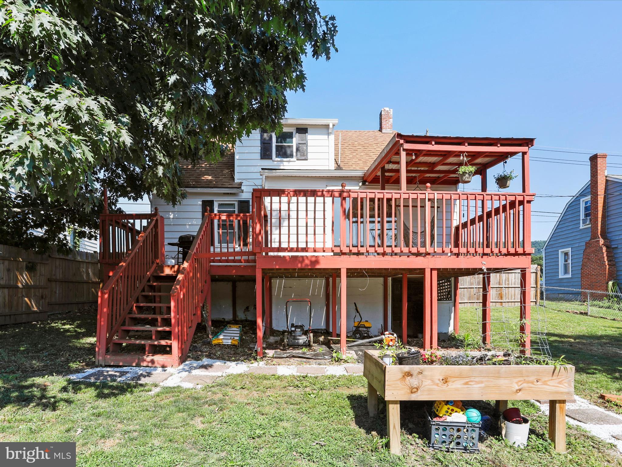 TOWN OF ROMNEY - Residential