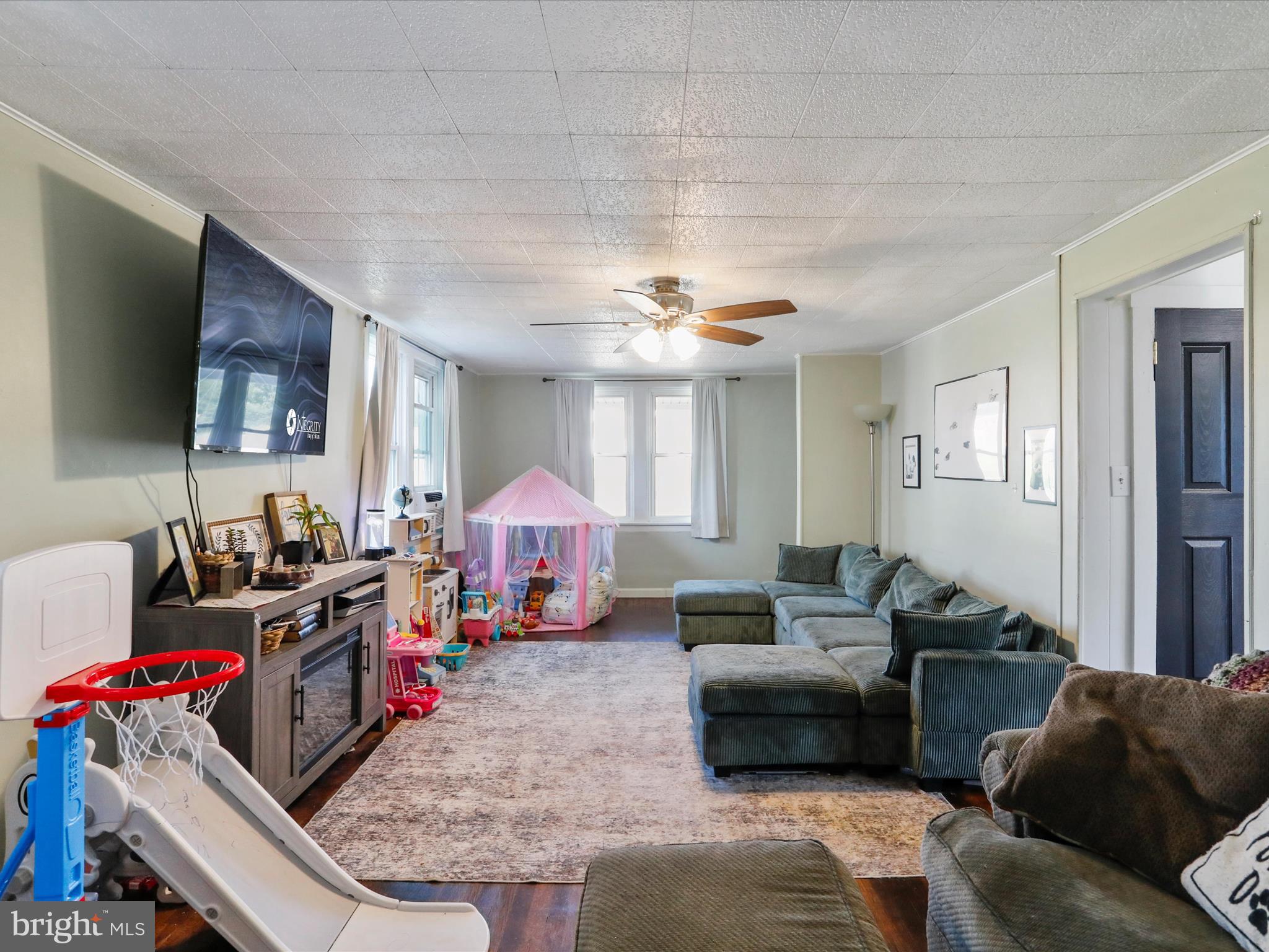 TOWN OF ROMNEY - Residential