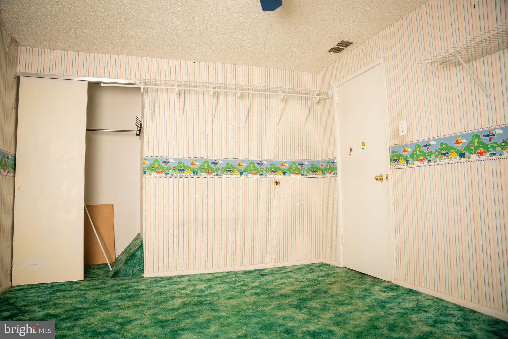 PHILADELPHIA (SOUTHWEST) - Residential