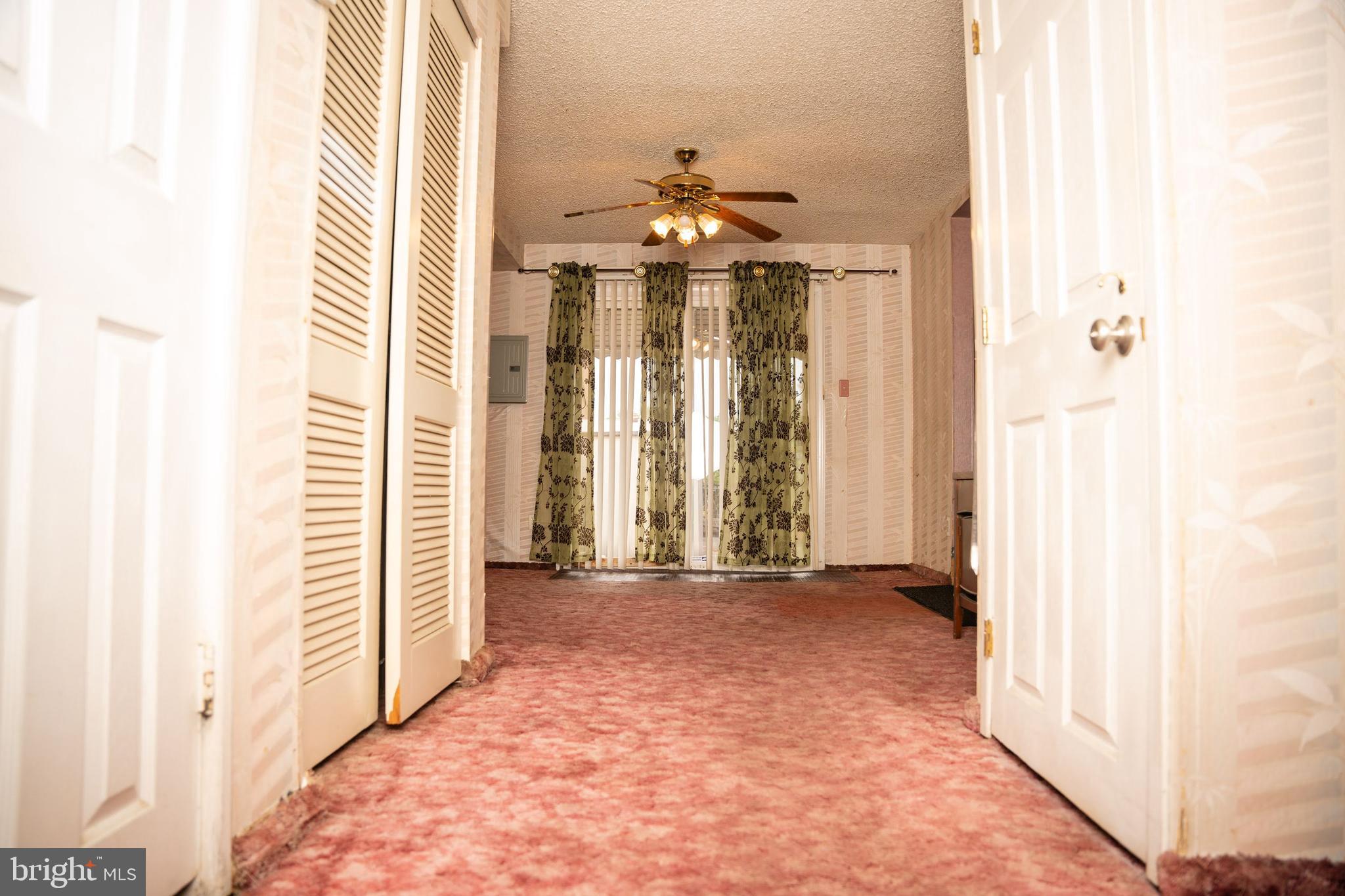 PHILADELPHIA (SOUTHWEST) - Residential