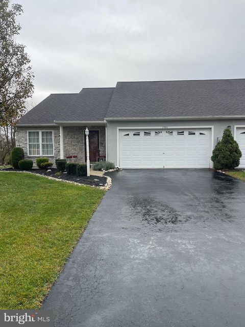 1592 BERRY DRIVE LEBANON PA 17046