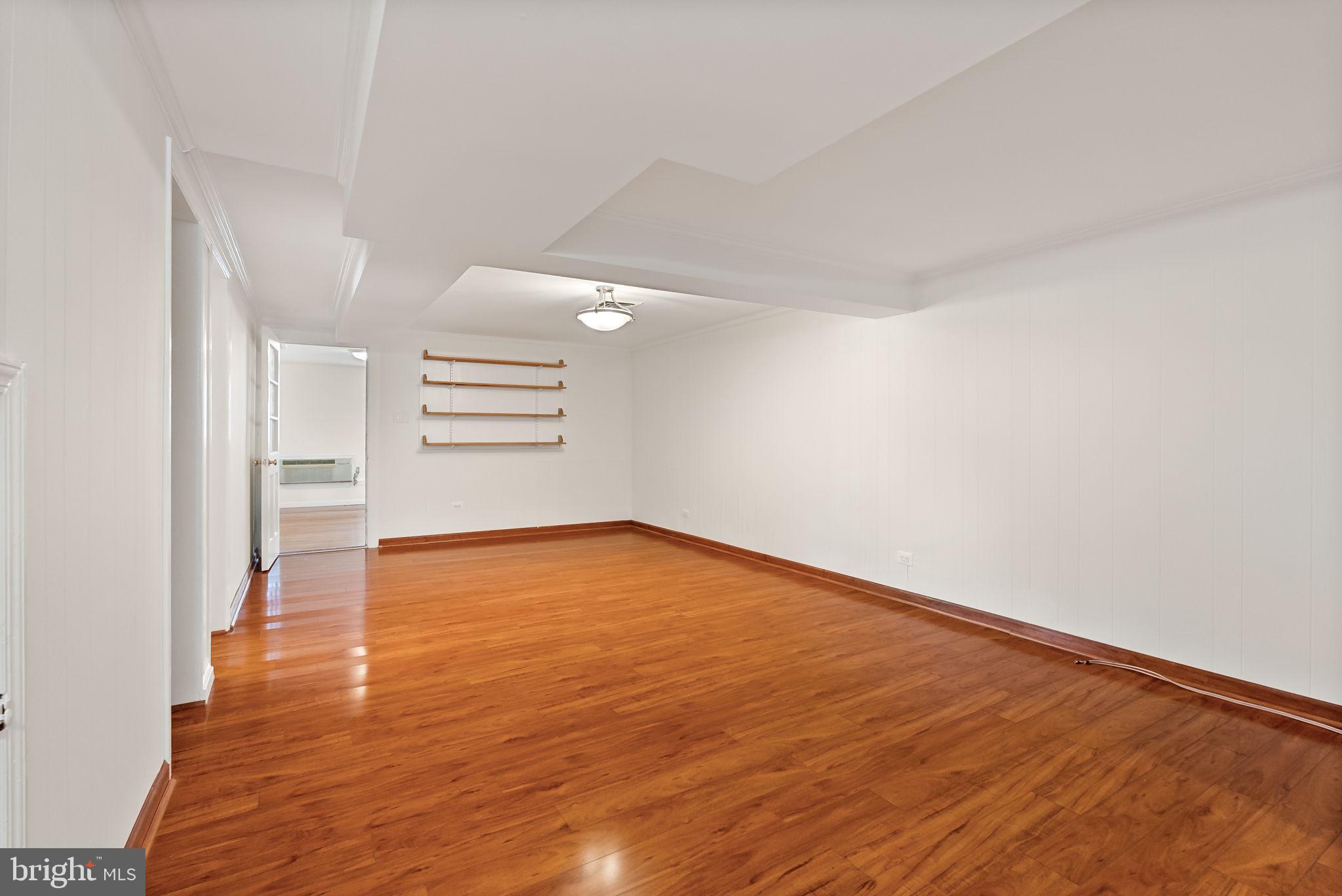 ROSEMONT - Residential Lease