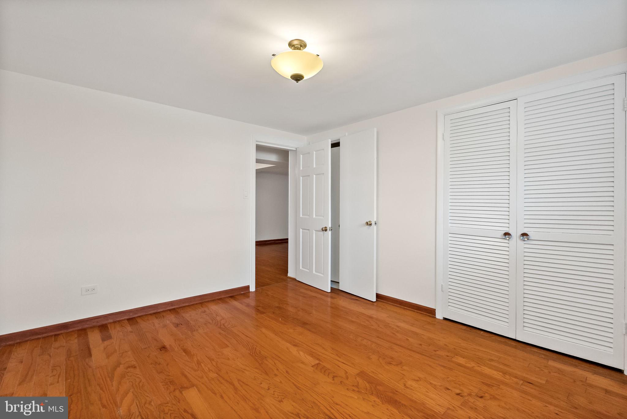 ROSEMONT - Residential Lease