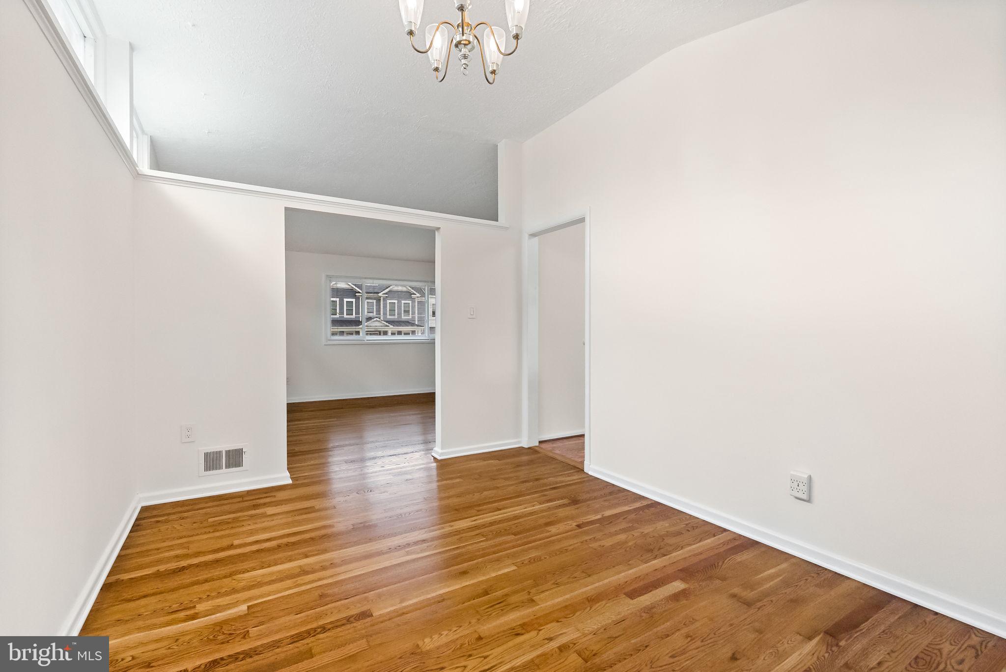 ROSEMONT - Residential Lease