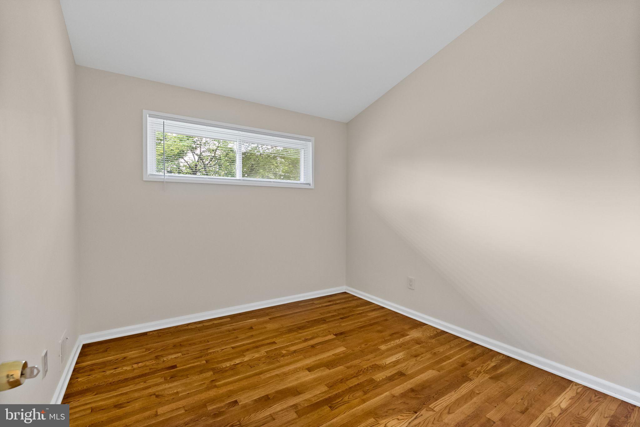 ROSEMONT - Residential Lease