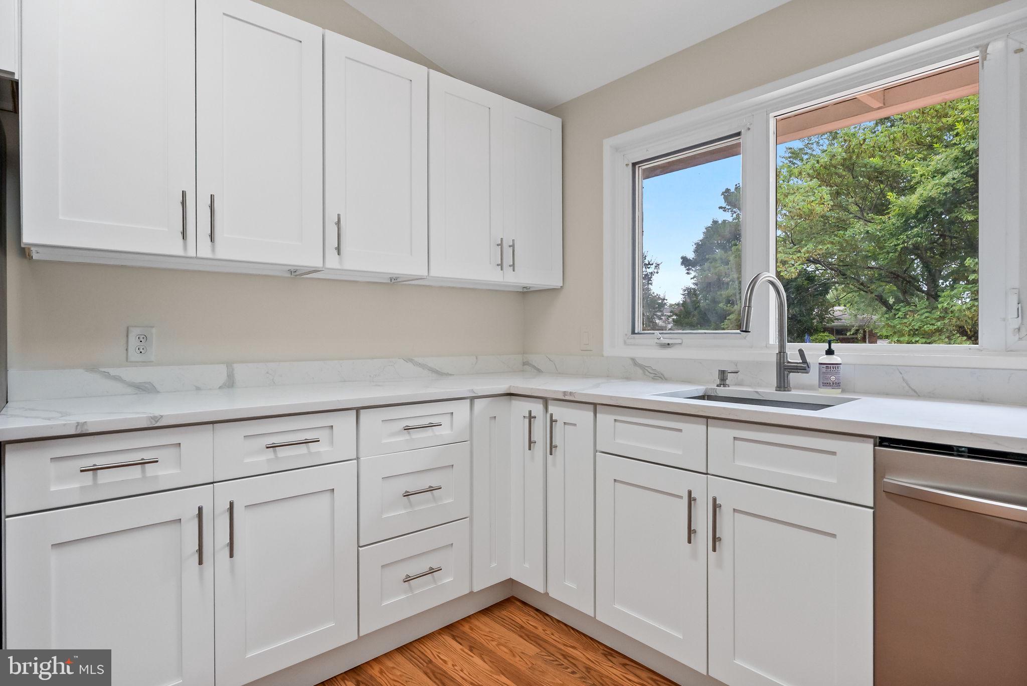 ROSEMONT - Residential Lease