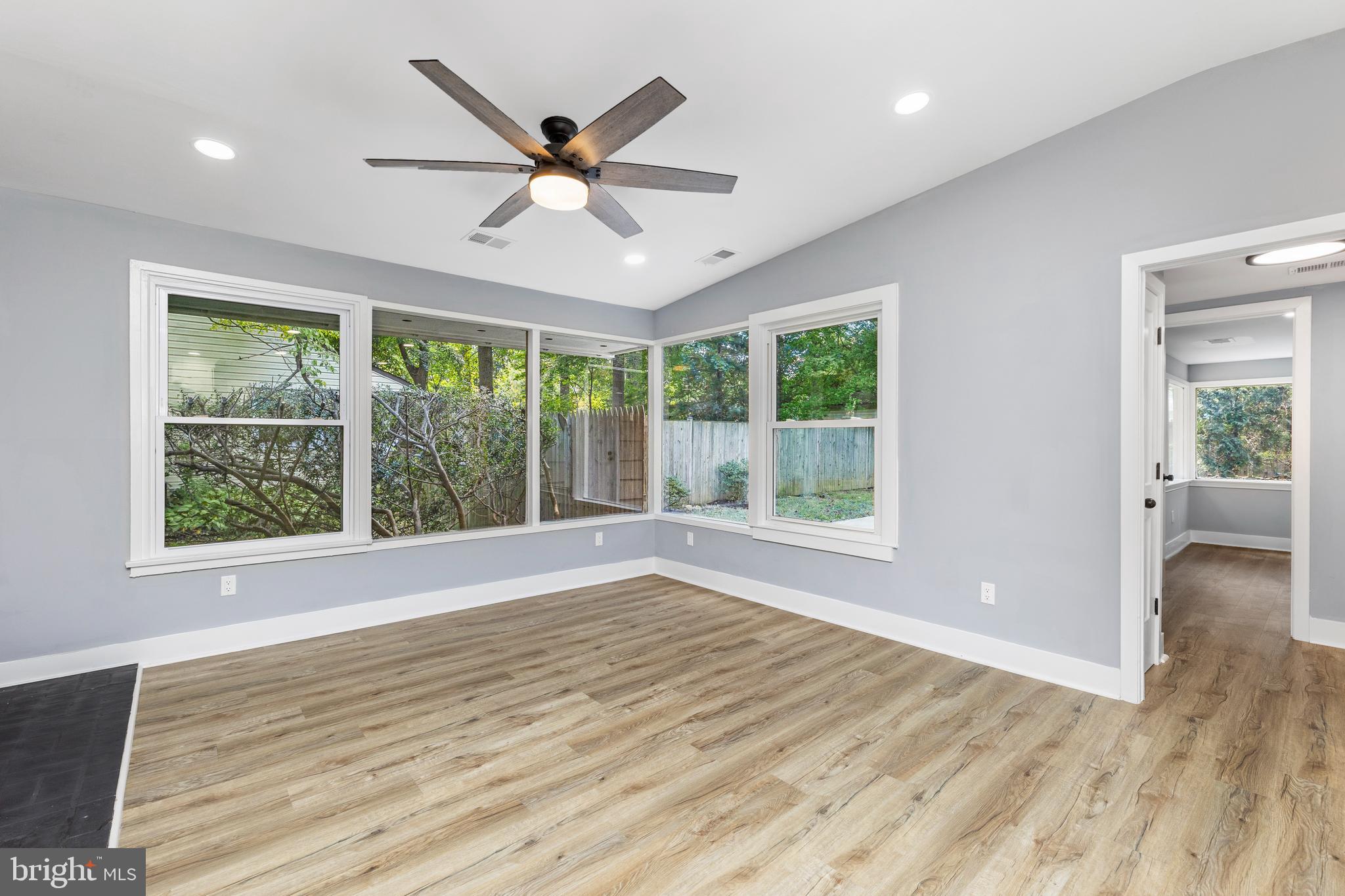 WOODLEY - Residential Lease