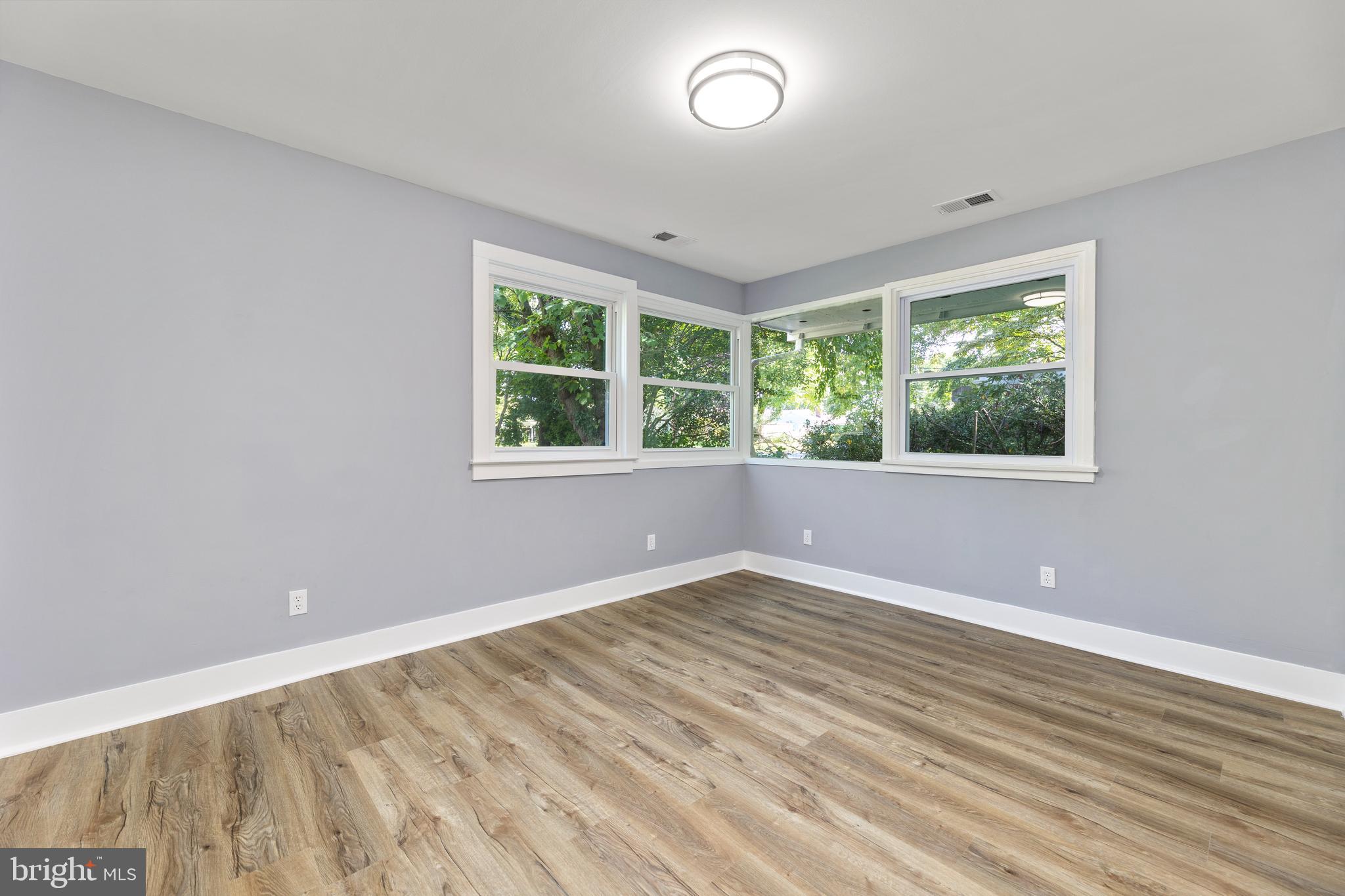 WOODLEY - Residential Lease