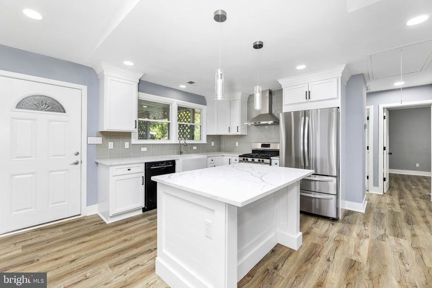 Great location close to route 50, 495  !!!!1 level living as it's best freshly painted. Whole house was renovated 2022. 4 bedrooms with a master suite with walking closet. fully fence back yard. Owner relate to agent