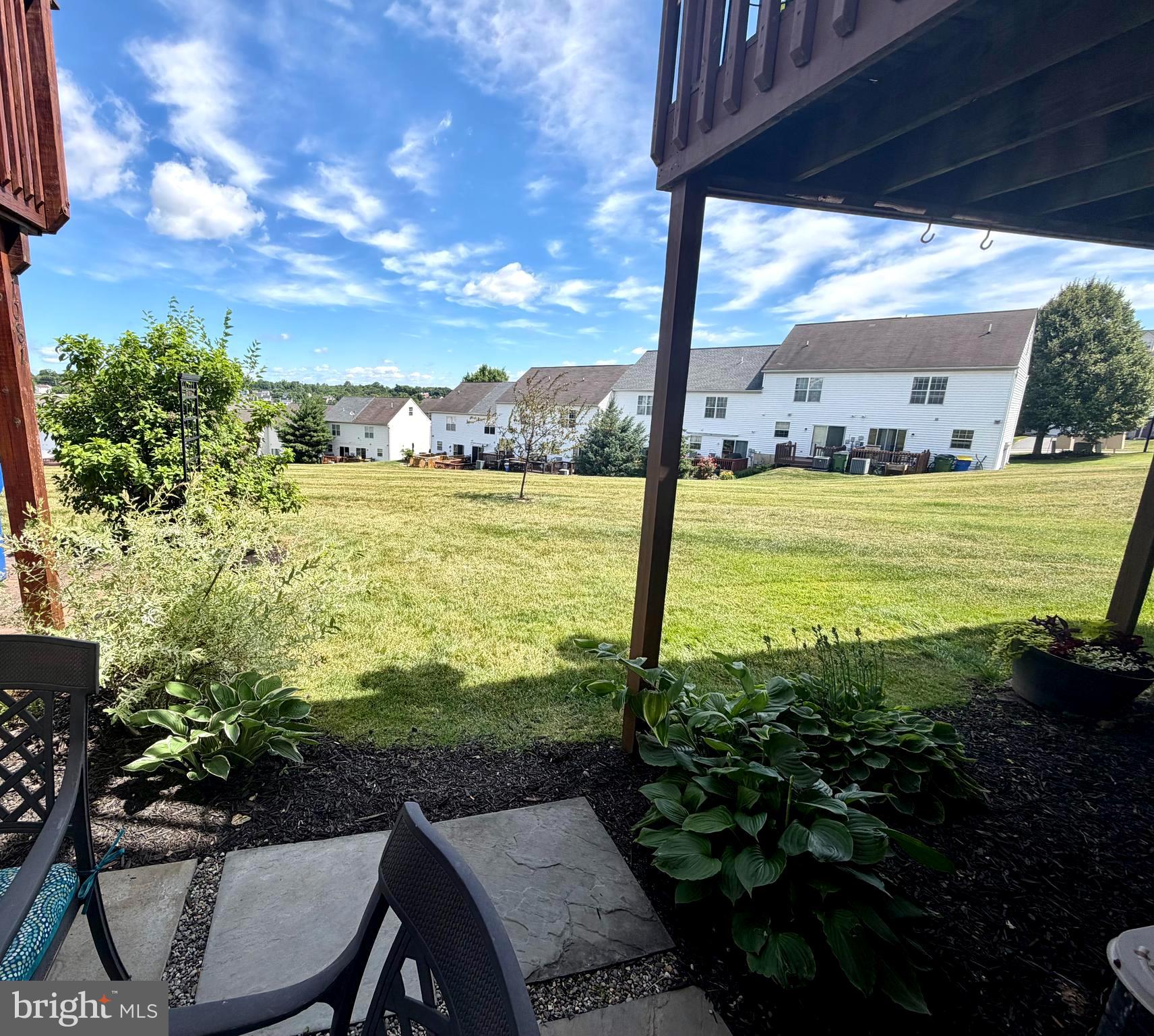 1079 HEARTHRIDGE LANE