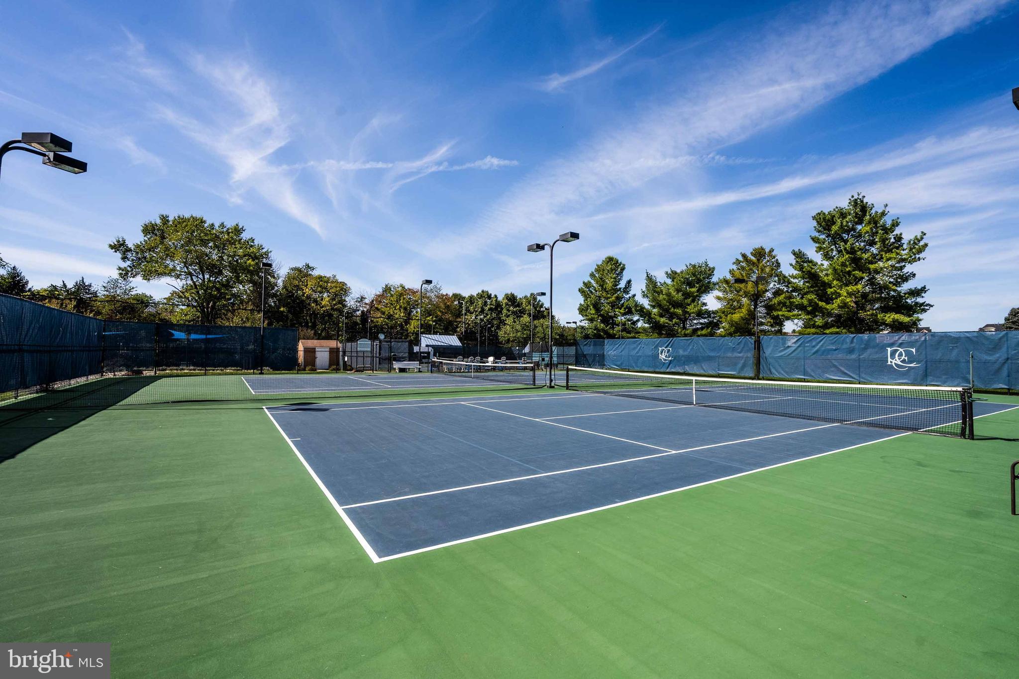 RIVER CREEK - Residential