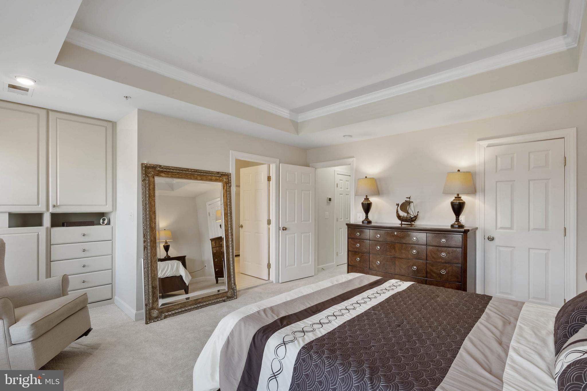 RIVER CREEK - Residential